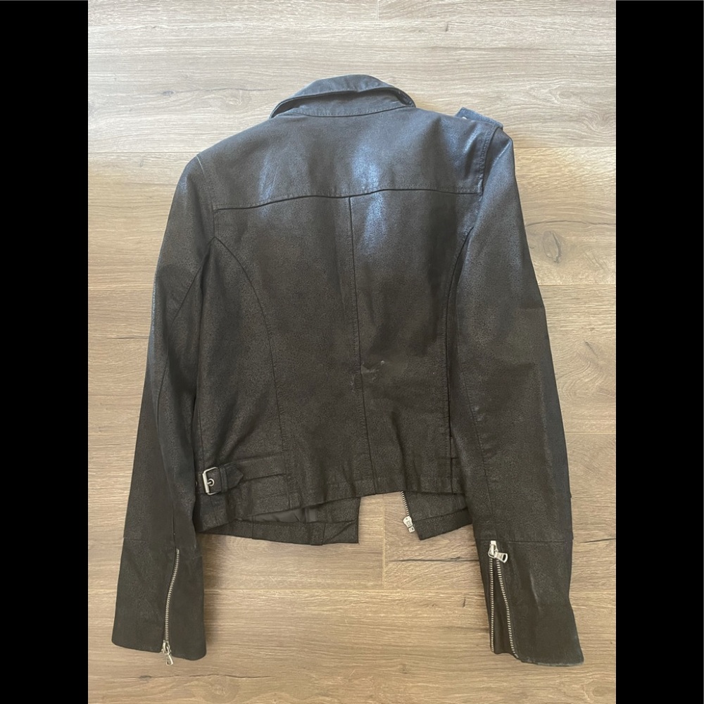 Levi’s black leather jacket M.